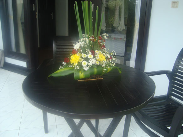 jonsen-villa-berawa-garden